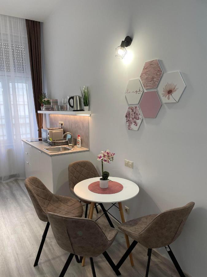 Eden City Home Győr Eksteriør billede
