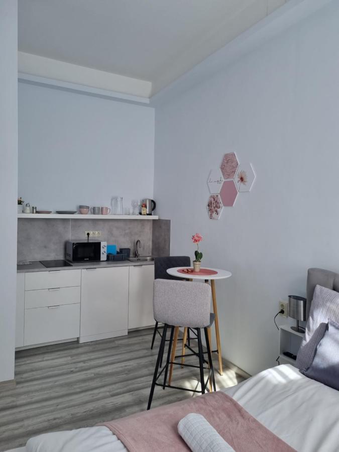 Eden City Home Győr Eksteriør billede